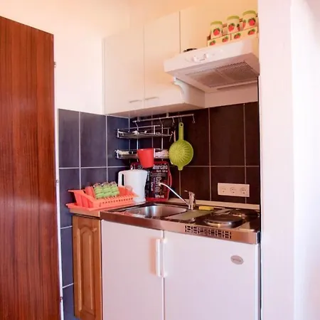 By The Sea Brist, Makarska - 13011 Apartman *